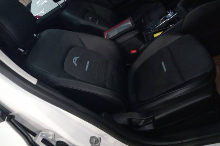 Ford Focus Active 2020 صورة سيارة #24