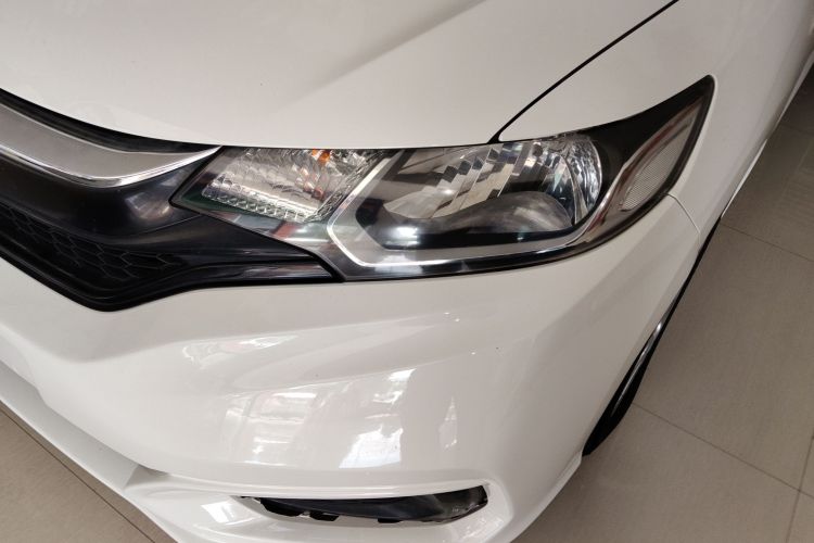 Honda Fit (Imported) 2018 car image #24