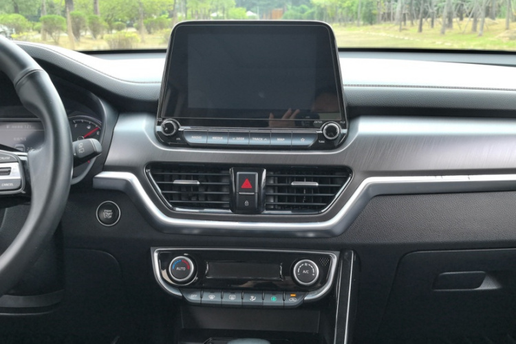 起亚 智跑 2018 汽车图片 #24