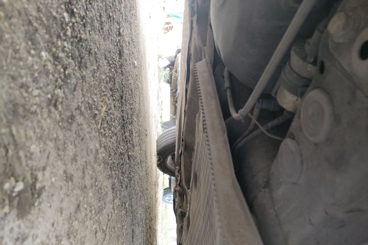 Skoda Yeti (Imported) 2014 car image #24