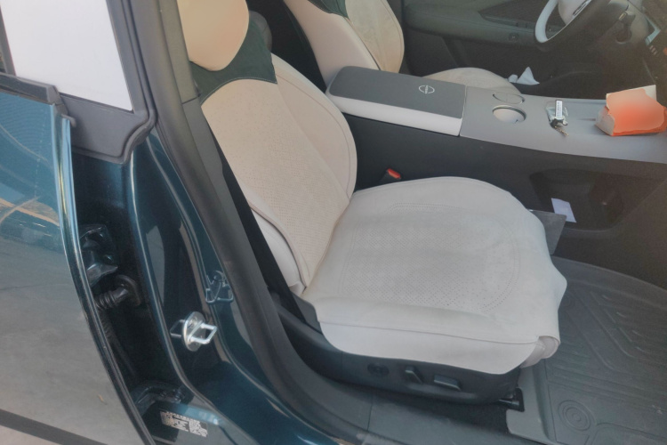 日产 日产N7 2025 汽车图片 #24