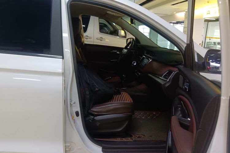 Changan Linmax 2018 #24 Changan Linmax 2018 car image #24