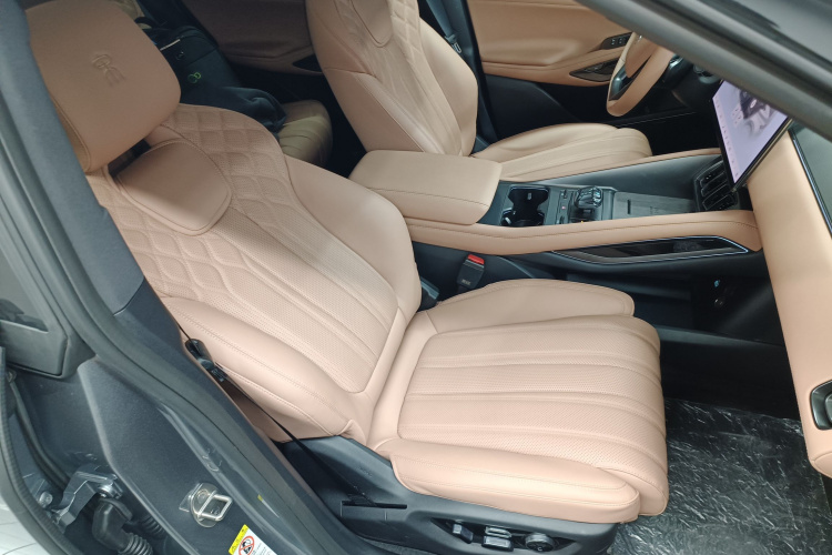 BYD SongL EV 2025 car image #24