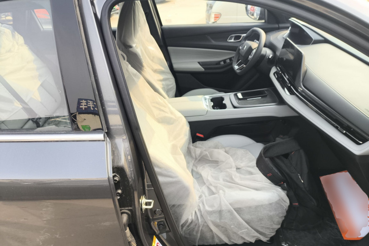 Changan CS55PLUS PHEV 2025 immagine di auto #24