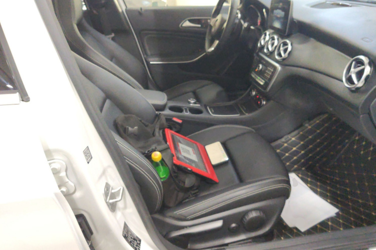 Mercedes-Benz GLA Class (Imported) 2017 car image #24