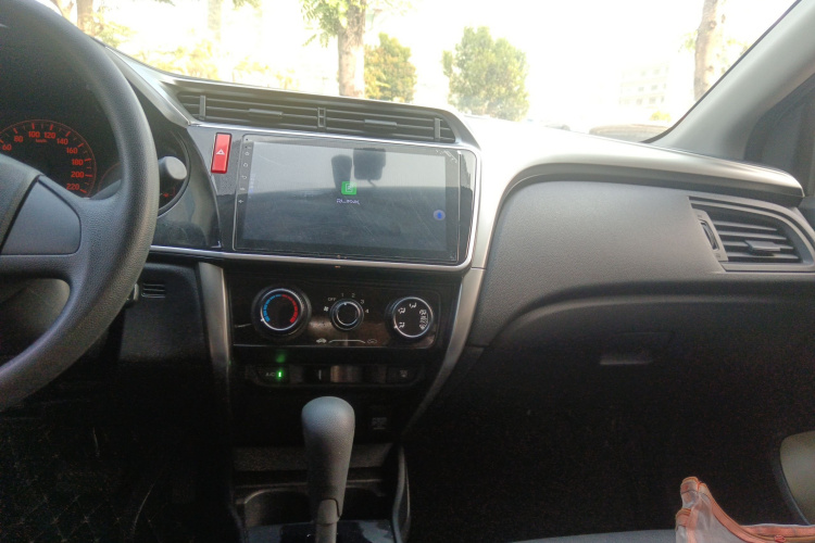 Honda City 2016 изображение автомобиля #24