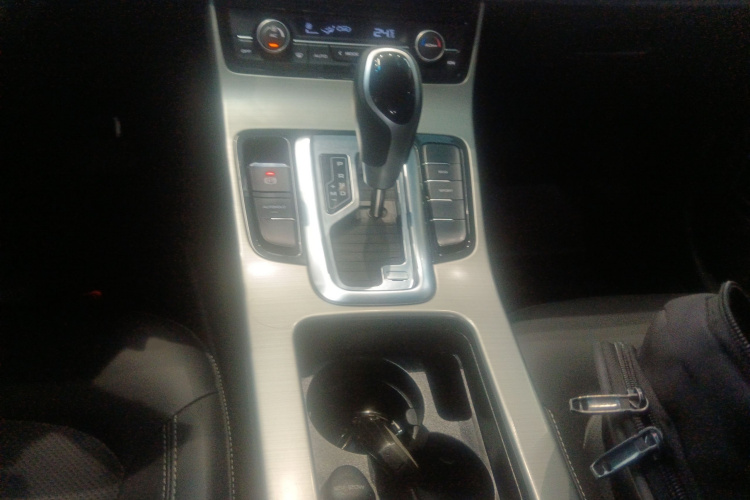 GEELY Emgrand GL 2017 car image #24