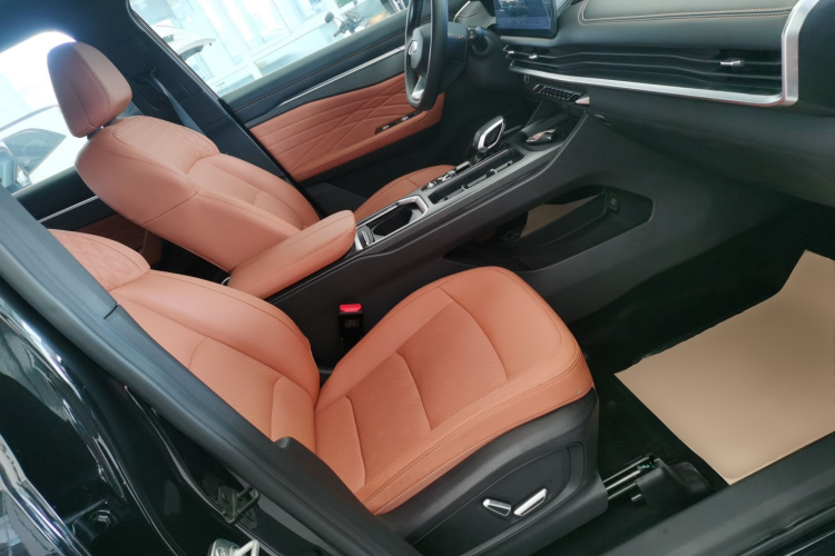 GEELY Okavango L 2023 صورة سيارة #24