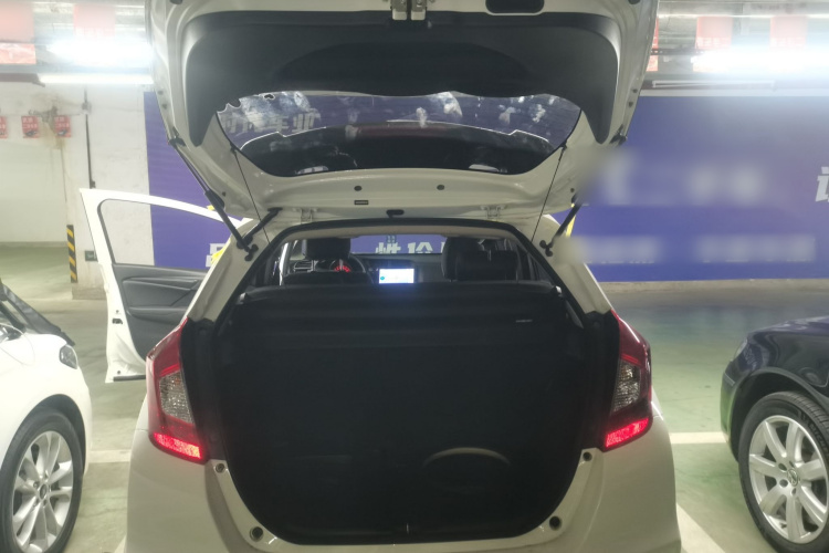 Honda Fit (Imported) 2019 car image #24