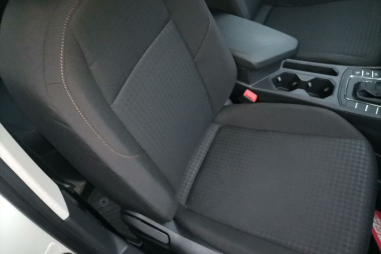 Volkswagen Bora Pure Electric 2020 صورة سيارة #24