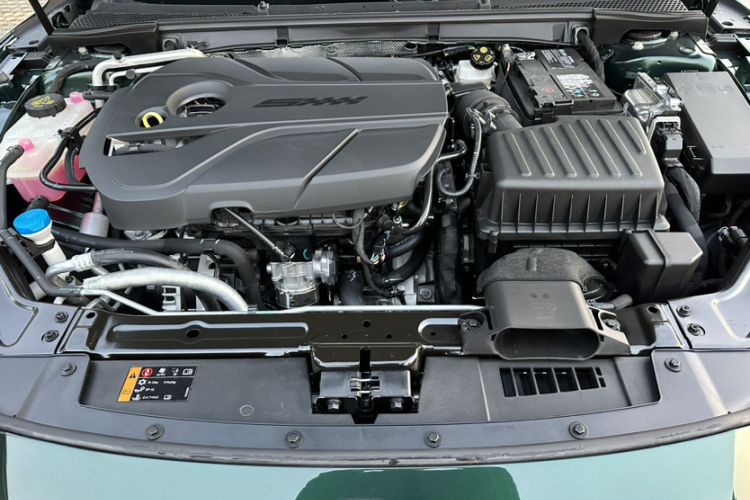MG 7 2024 car image #24