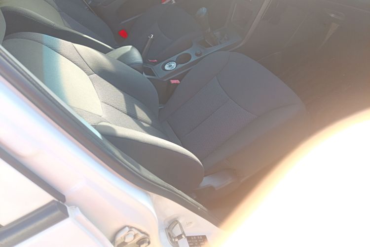 Roewe 350 2016 imagen de coche #24