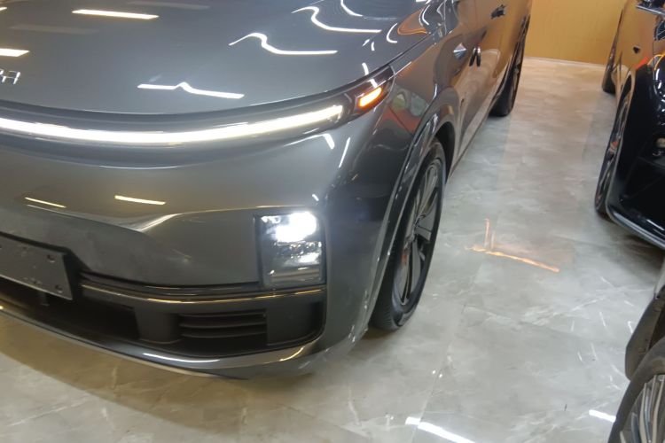 Li L8 2024 изображение автомобиля #24