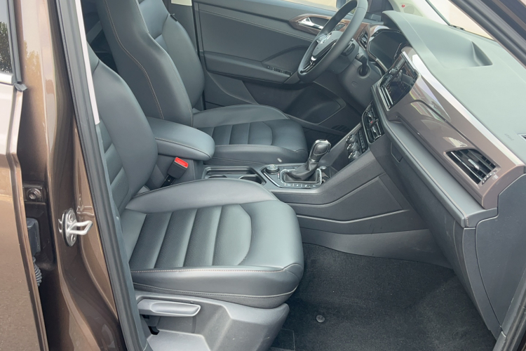 Volkswagen Tharu 2019 image de voiture #24