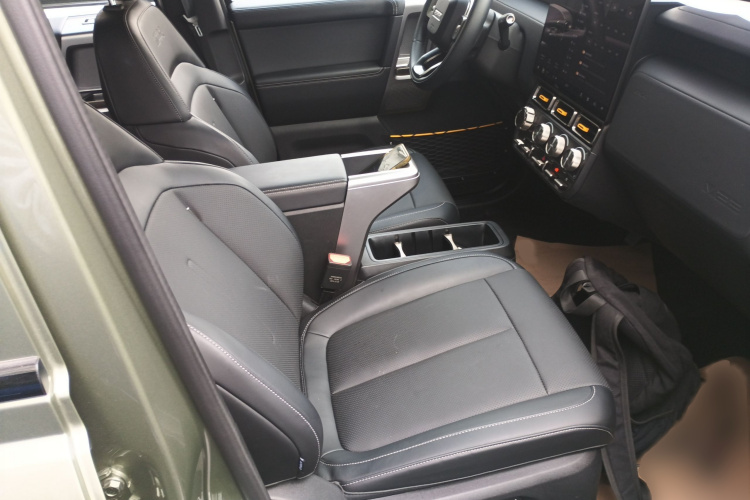 Chery 2024 car image #24