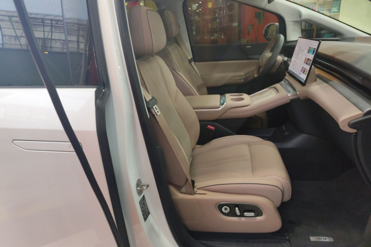 Xpeng X9 2025 #24 Xpeng X9 2025 immagine di auto #24