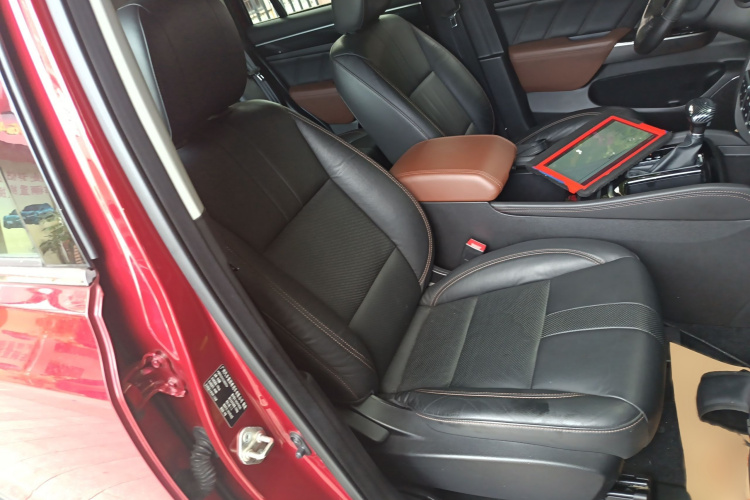 GAC Trumpchi GS7 2018 #24 GAC Trumpchi GS7 2018 car image #24