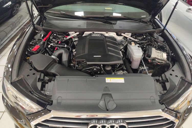 Audi A6L 2020 car image #24