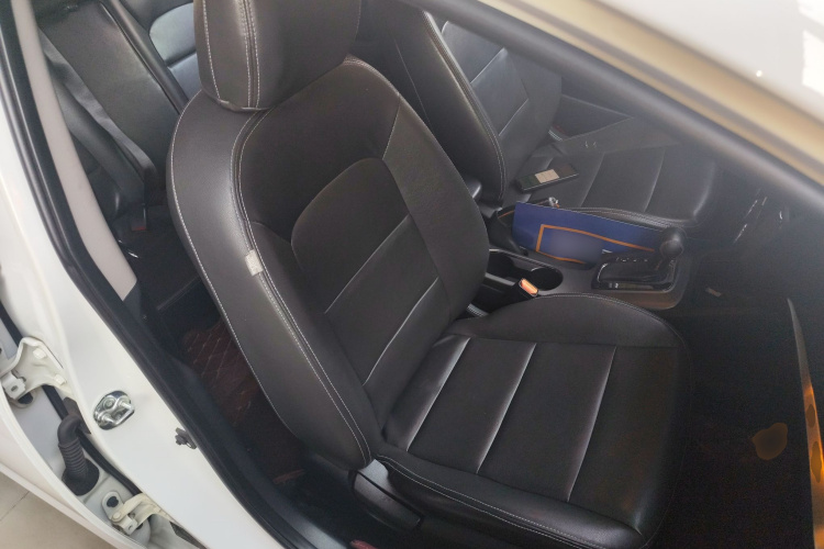Kia K3 2015 #24 Kia K3 2015 car image #24