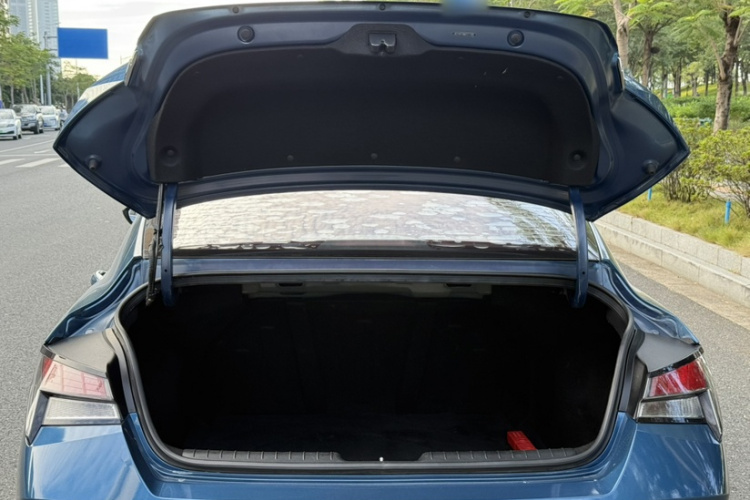 现代 伊兰特 2021 汽车图片 #24