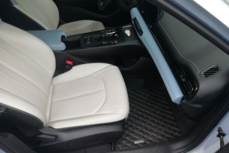 GAC Trumpchi Empow 2022 #24 GAC Trumpchi Empow 2022 car image #24