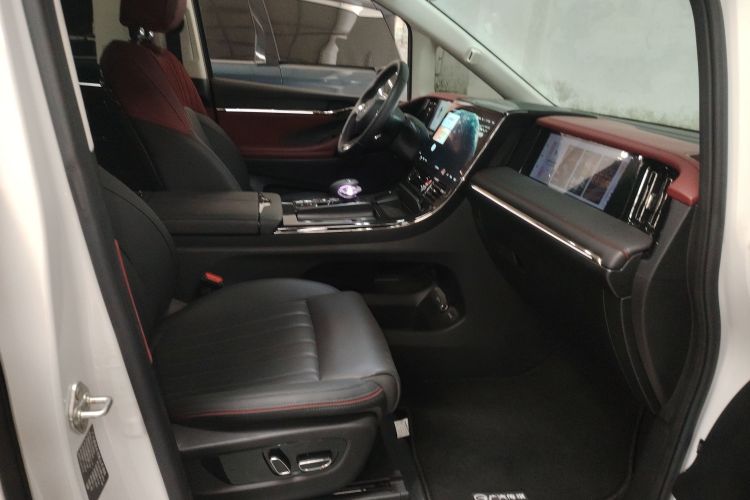 GAC Trumpchi E9 2024 car image #24