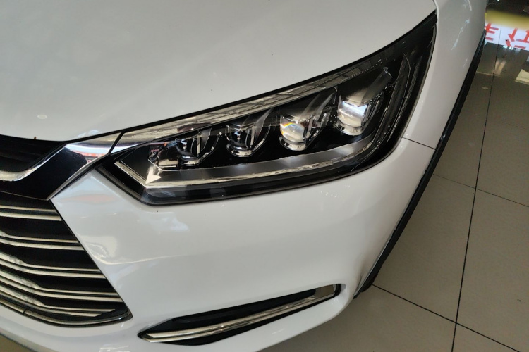 BYD Song New Energy 2018 immagine di auto #24