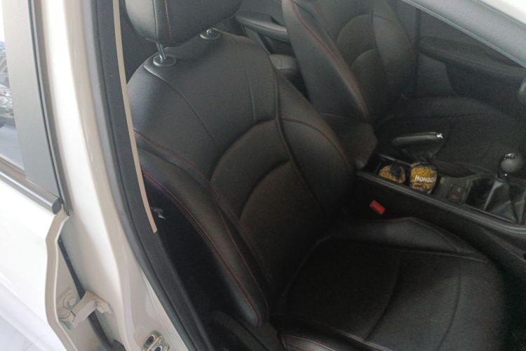 Roewe i5 2023 car image #24