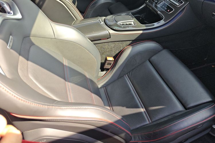 Mercedes-Benz E AMG 2019 immagine di auto #24