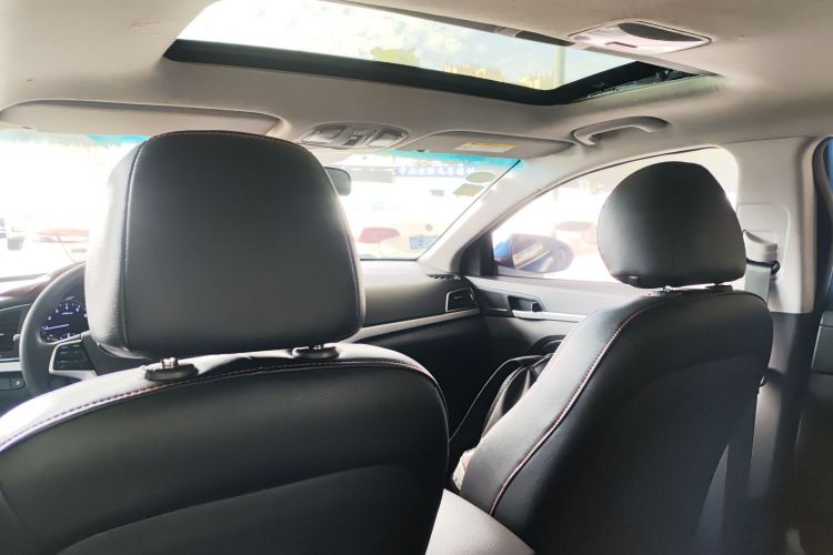 Hyundai Elantra AD 2018 car image #24