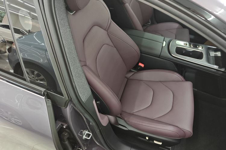 MI SU7 2024 car image #24