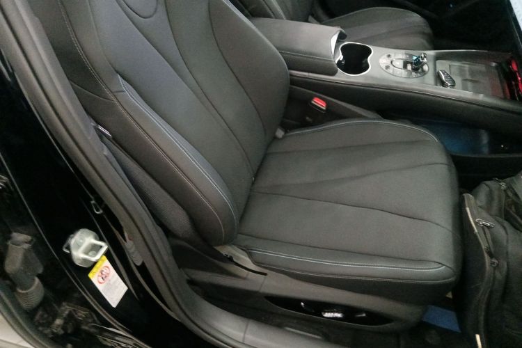 BYD Seal 2025 car image #24