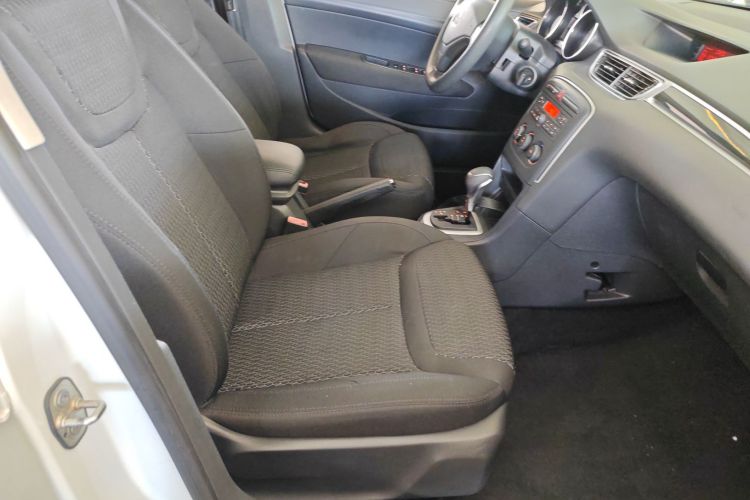 标致 标致308 2015 汽车图片 #24