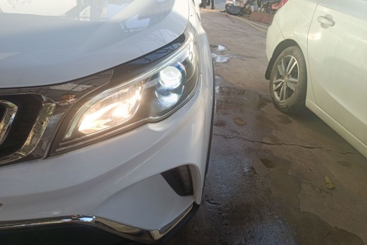 Vision X3 2018 image de voiture #24