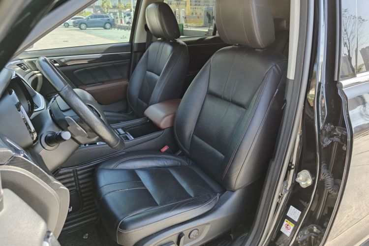 GAC Trumpchi GS7 2018 car image #24