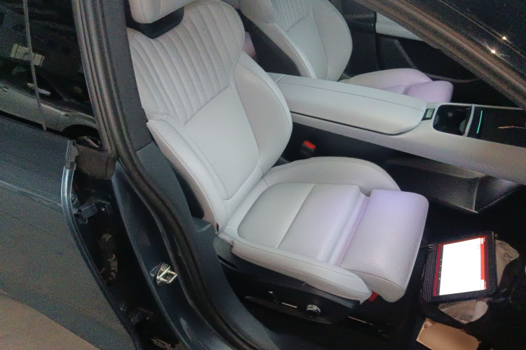 Lynk & Co 2024 #24 Lynk & Co 2024 immagine di auto #24