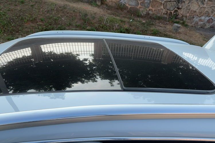 Audi Q3 2015 car image #24