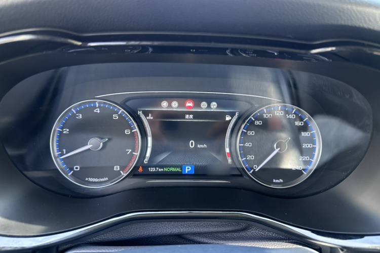 GAC Trumpchi M8 2019 car image #24