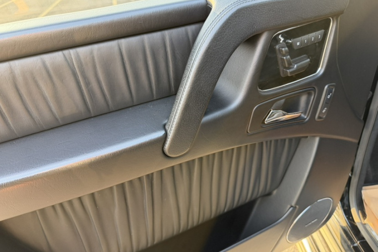 Mercedes-Benz G Class 2016 immagine di auto #24