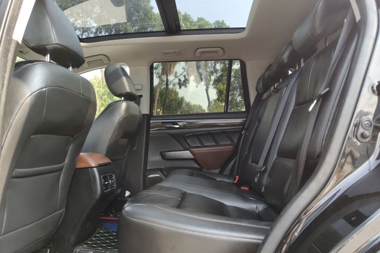 GAC Trumpchi GS7 2018 #24 GAC Trumpchi GS7 2018 car image #24