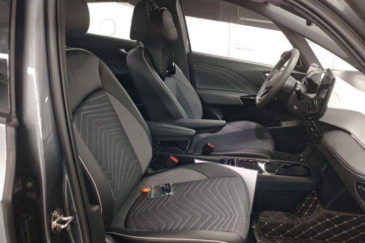 Volkswagen ID.3 2024 car image #24