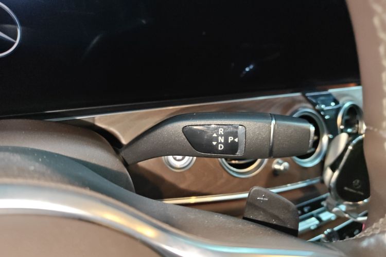Mercedes-Benz E Class 2020 car image #24