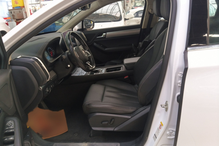BYD Tang 2019 car image #24