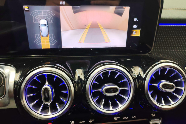 Mercedes-Benz GLB Class 2020 #24 Mercedes-Benz GLB Class 2020 immagine di auto #24