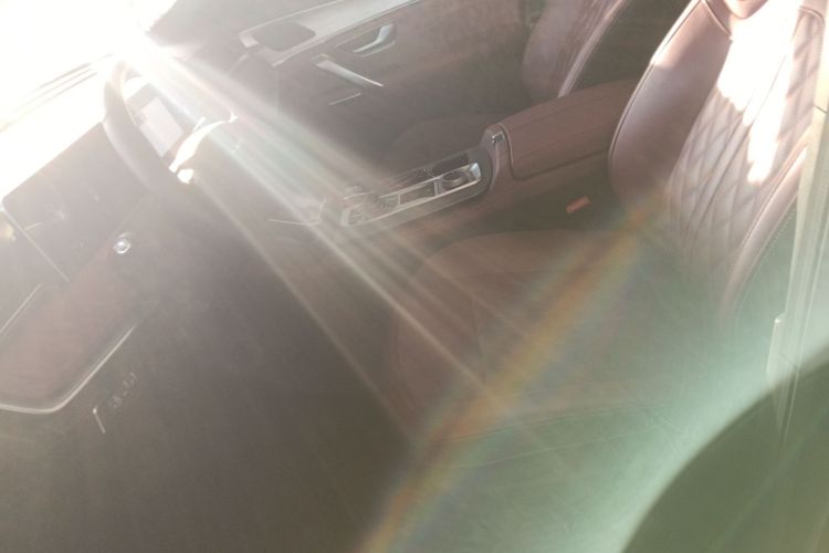 X70 PLUS 2024 car image #24
