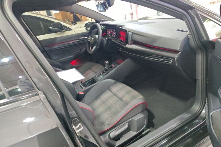 Volkswagen GolfGTI 2022 car image #24