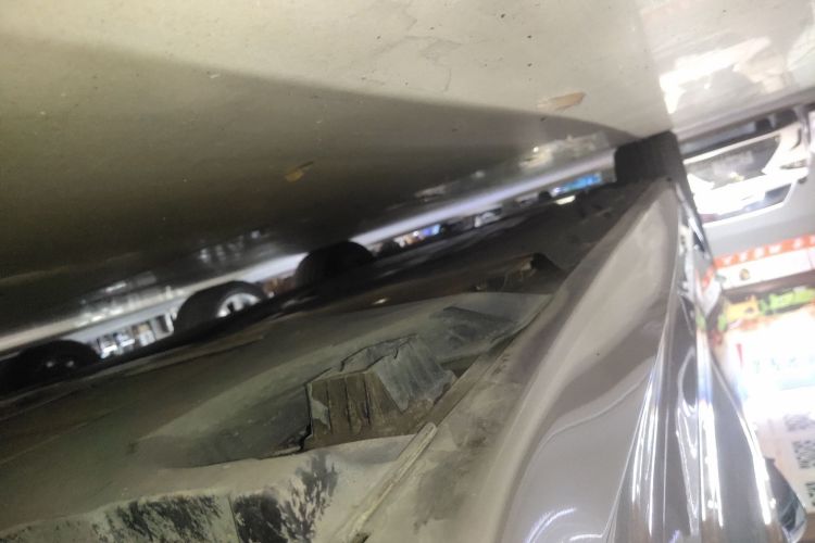 BMW 5 Series New Energy 2021 car image #24