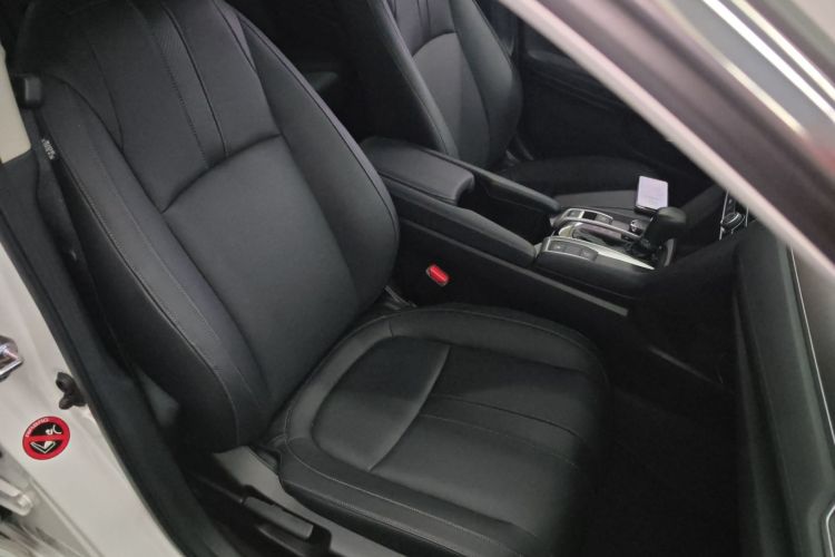 Honda Civic 2018 car image #24
