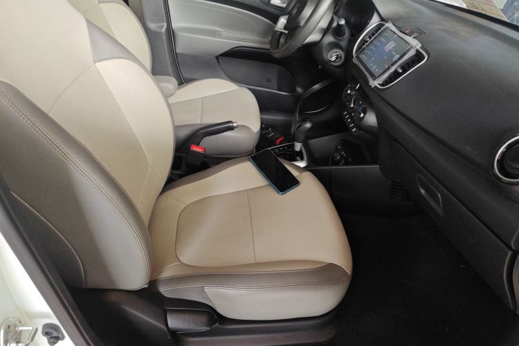 起亚 焕驰 2019 汽车图片 #24