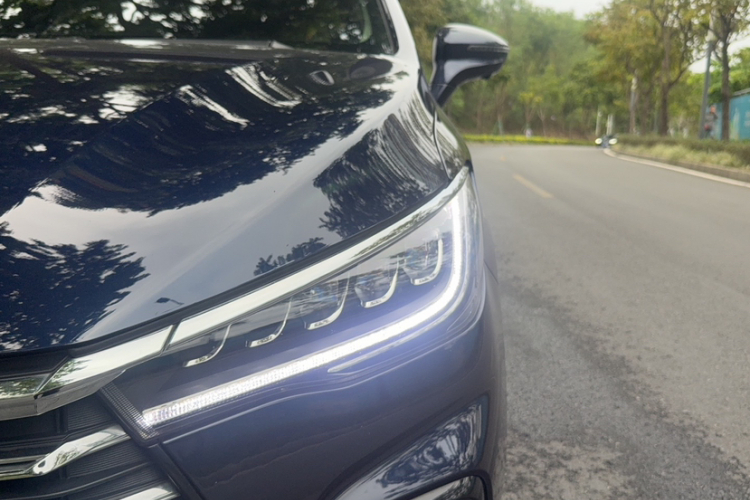 BYD Song MAX New Energy 2023 car image #24